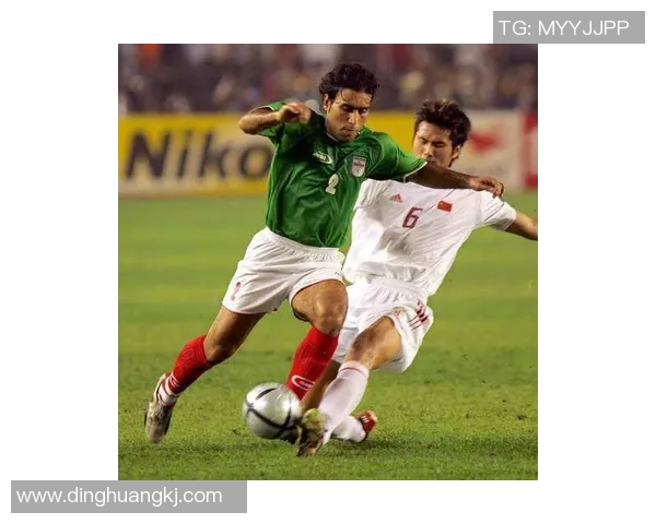 足球小前锋风采：探索当今最具威胁的小前锋球星及其比赛影响力