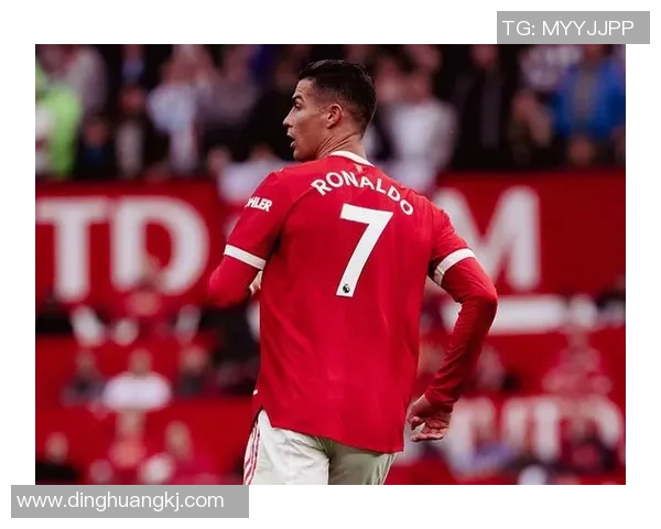 足球界的哨牙球星是谁 他如何凭借独特风格征服赛场